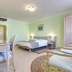 Marina Frapa Hotel