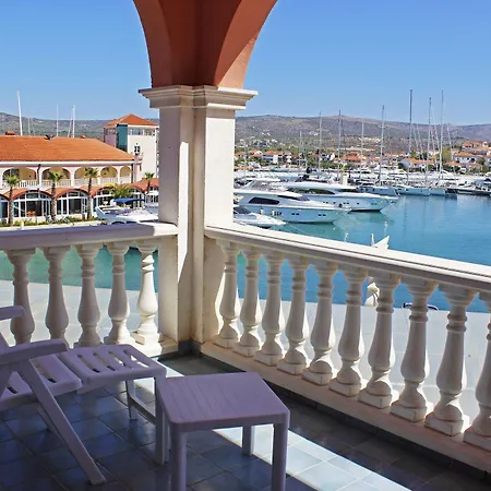 Marina Frapa Rogoznica (Sibenik-Knin)