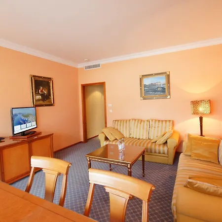 Marina Frapa Hotel 4*
