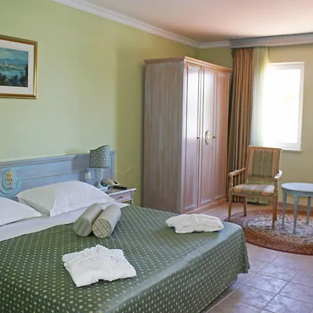 Marina Frapa 4*