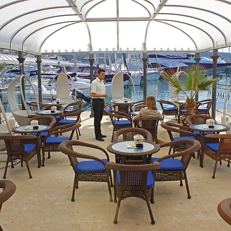 Otel Marina Frapa