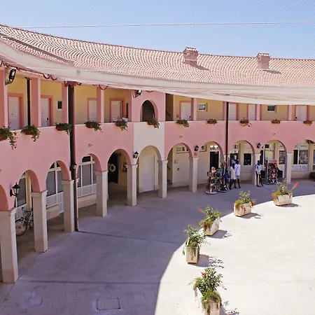 罗戈兹尼察弗拉帕码头度假村 4*