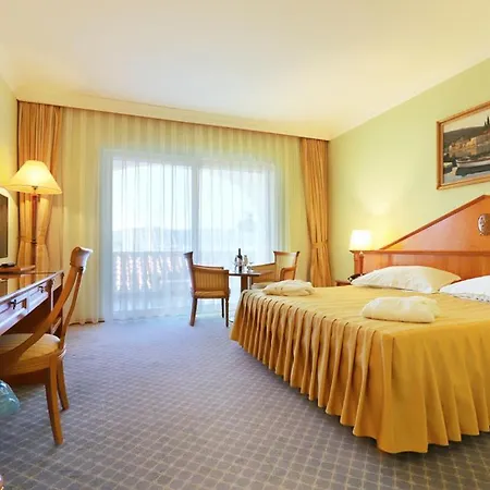 Hotel Marina Frapa 4*