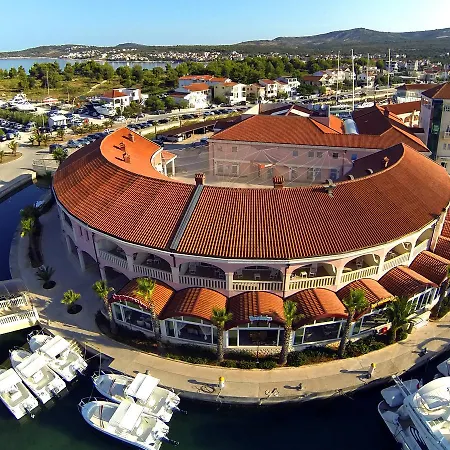 Marina Frapa Hotel