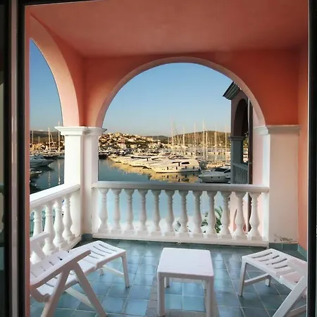 Hotel Marina Frapa