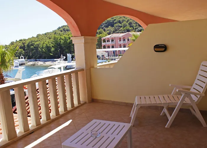 Marina Frapa Hotel 4*