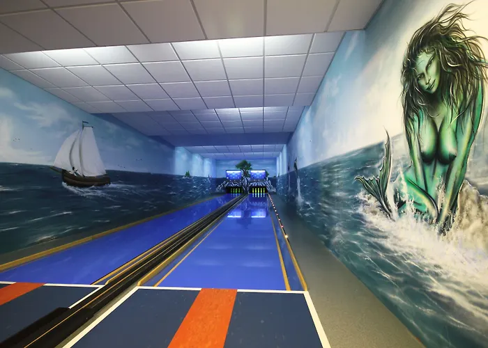 Marina Frapa 로고즈니차