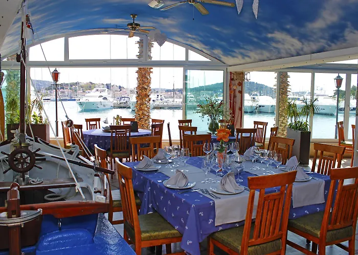 Hotel Marina Frapa 4*