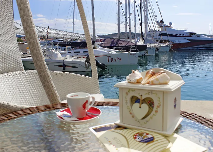 Hotel Marina Frapa 4*