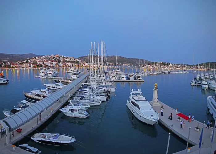 Hotel Marina Frapa 4*