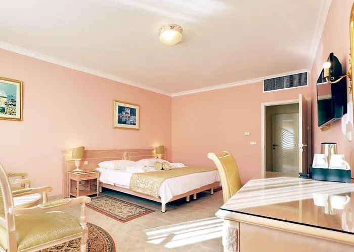 Hotel Marina Frapa 4*